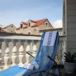 Visnja * Vodice