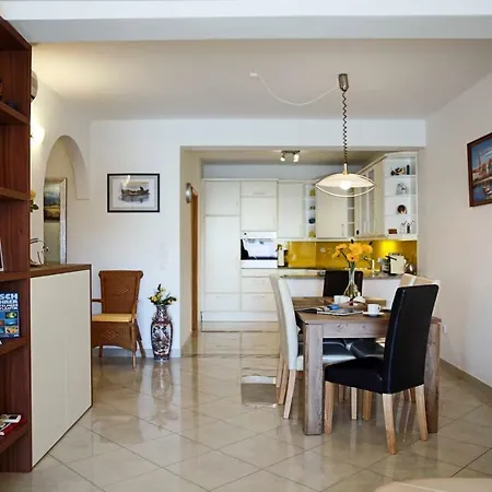 Visnja Appartement *