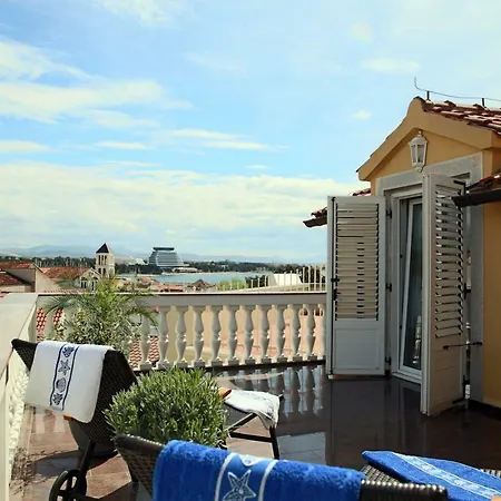 Visnja * Vodice