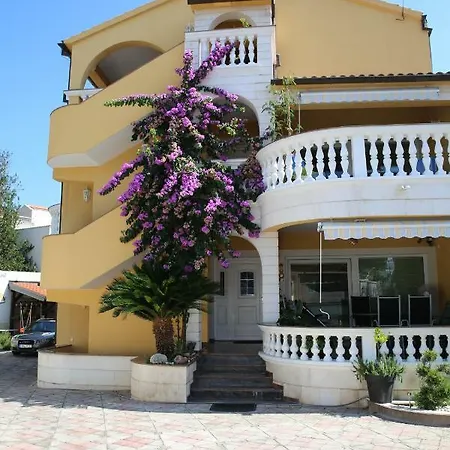 Visnja Apartment